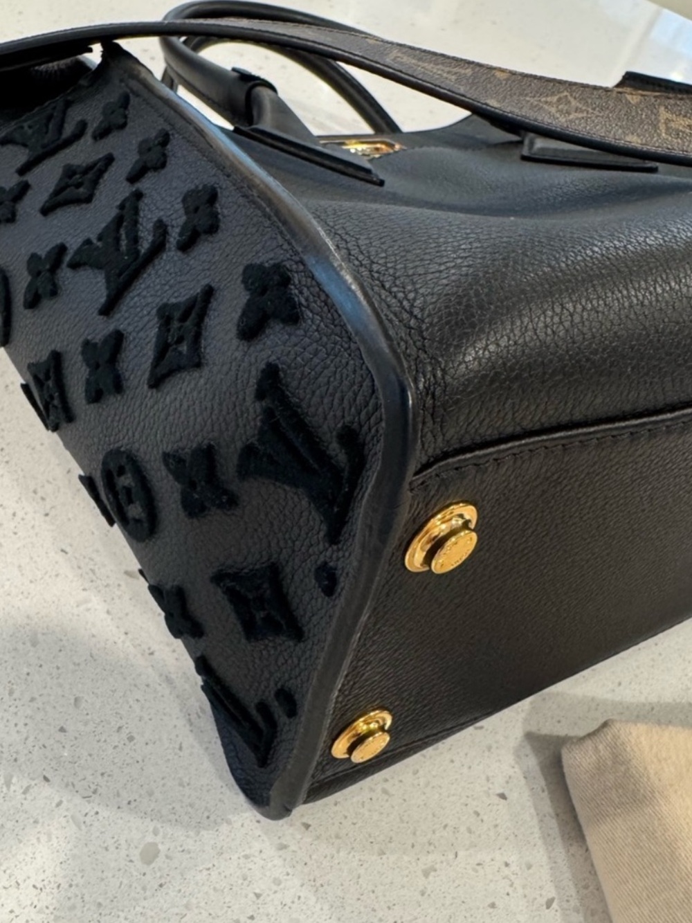 Louis Vuitton On My Side MM w/ upgraded strap; EUC - Picture 7 of 15